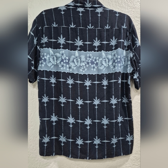 Campiabmoda Men's Blue Patterned Hawaiian Shirt Size M - Picture 3 of 6
